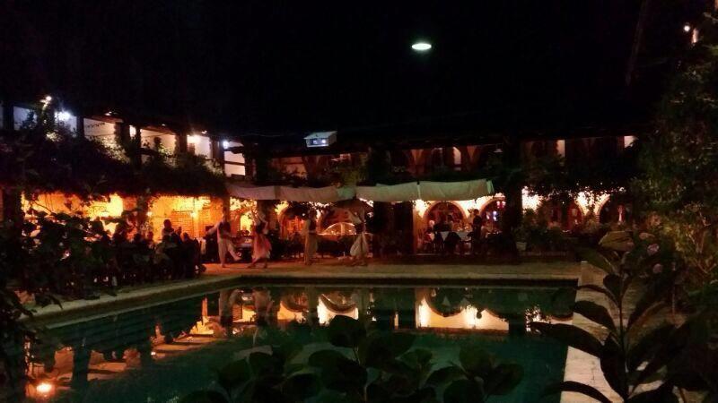 Hotel Restaurant Bujtina E Gjelit ティラナ エクステリア 写真